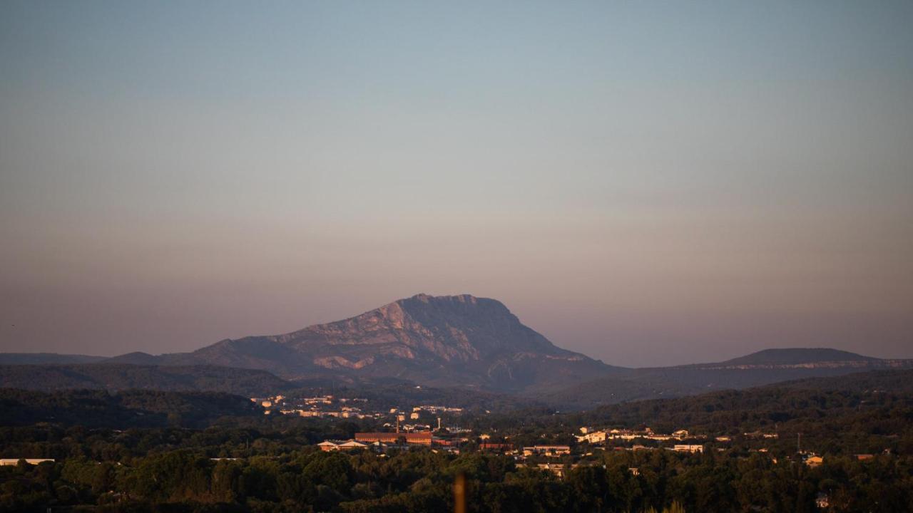 Thecamp Hotel & Lodges - Aix En Provence เอ็ก-ซอง-โพรวองซ์ ภายนอก รูปภาพ